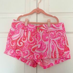 LILLY PULITZER | The Walsh Shorts Hot Pink.